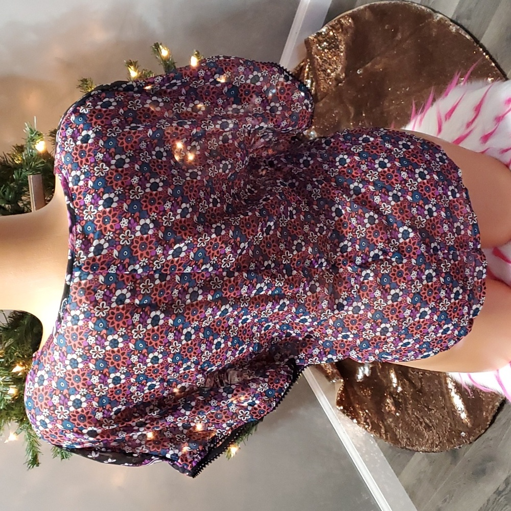 Belle du Jour floral sheer dolman top S NWOT - Picture 5 of 6
